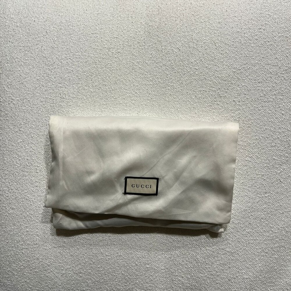 Gucci Interlocking G Bag With Chain - image 4